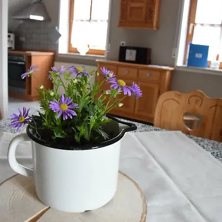 شقة Eitel سبالت